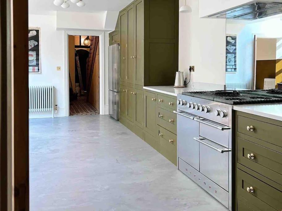 Luxury City Centre Townhouse - Sleeps 6 Chester Zewnętrze zdjęcie