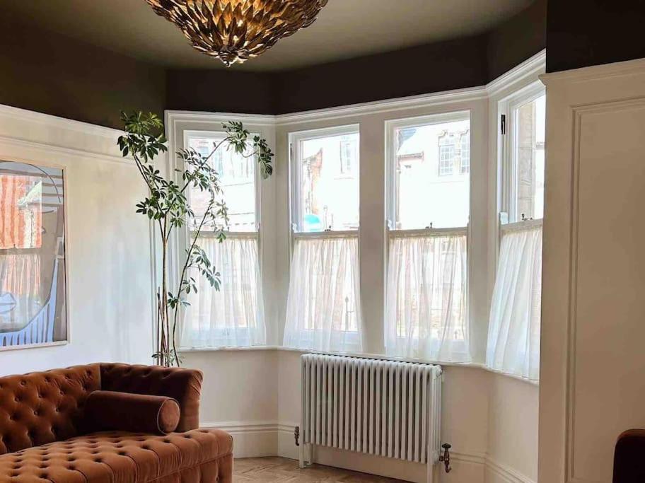 Luxury City Centre Townhouse - Sleeps 6 Chester Zewnętrze zdjęcie