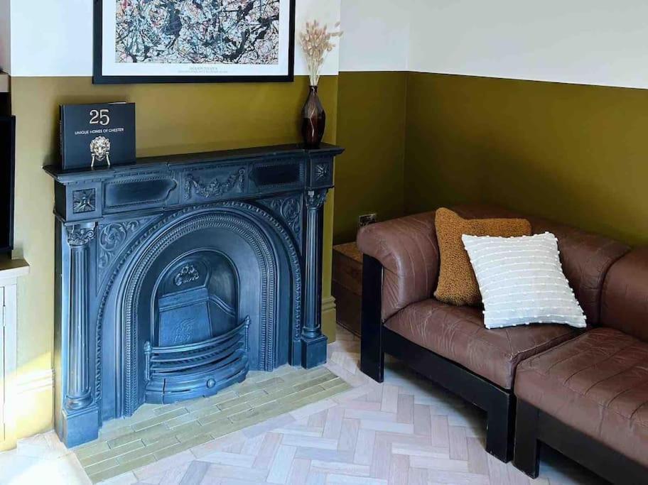 Luxury City Centre Townhouse - Sleeps 6 Chester Zewnętrze zdjęcie